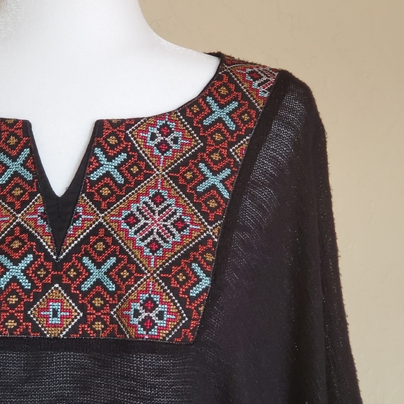 Rock 47 Crossstich Tunic - Picture 2 of 7